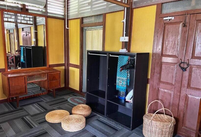 Семейный Номер Deluxe, Kejora Homestay