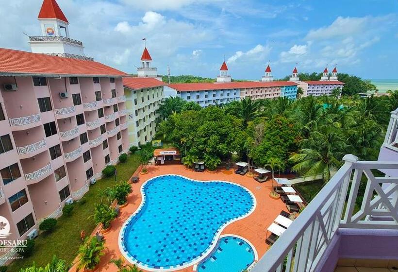 Полулюкс, Lotus Desaru Beach Resort & Spa