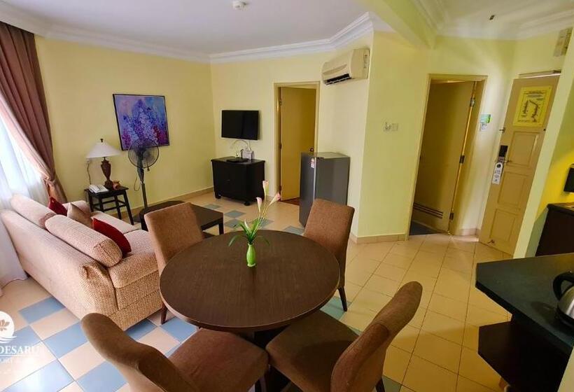 Полулюкс, Lotus Desaru Beach Resort & Spa