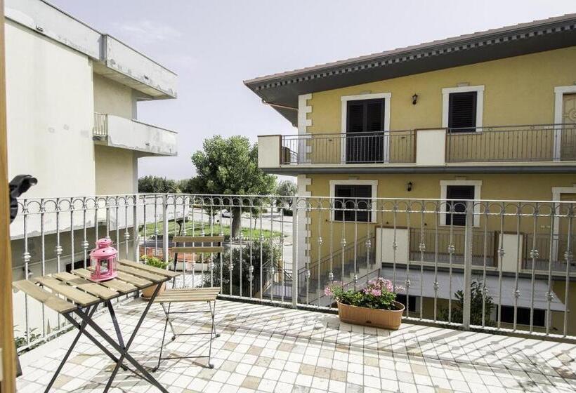 اتاق استاندارد, Magnolia B&b
