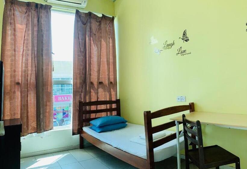 Номер Стандарт Индивидуальный Совместная Ванная, Prima B&b Hostel
