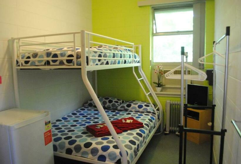 חדר סטנדרט חדר אמבטיה משותף, Port Adelaide Backpackers