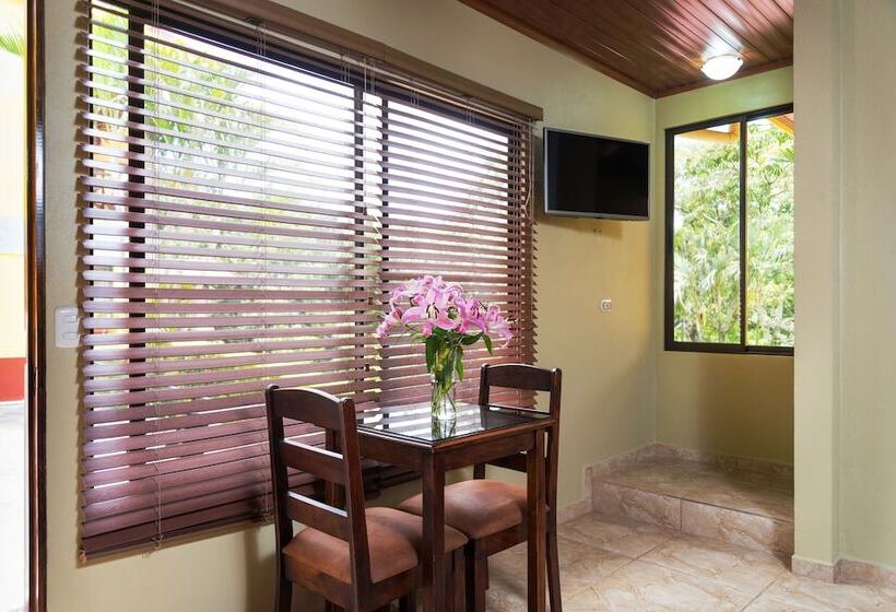 오두막, La Terraza Guest House B&b