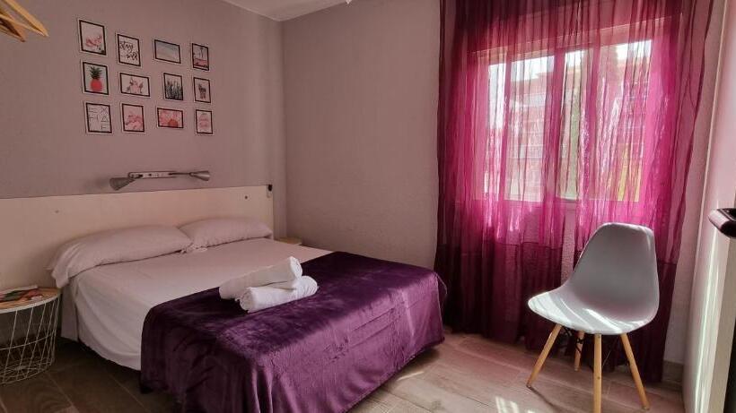 スタンダードルーム, Hostal La Cabaña
