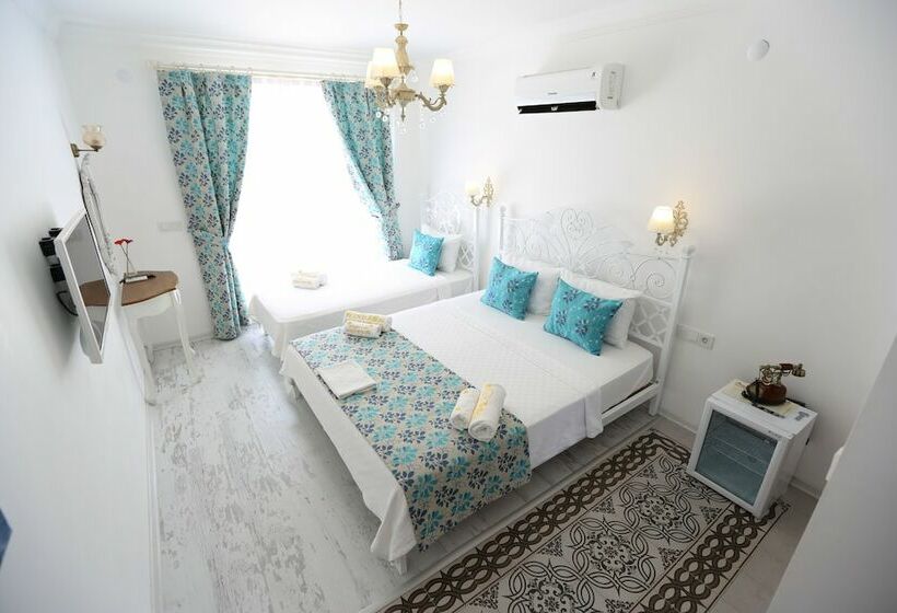 Quarto Triplo Comfort, Rüzgar Gülü