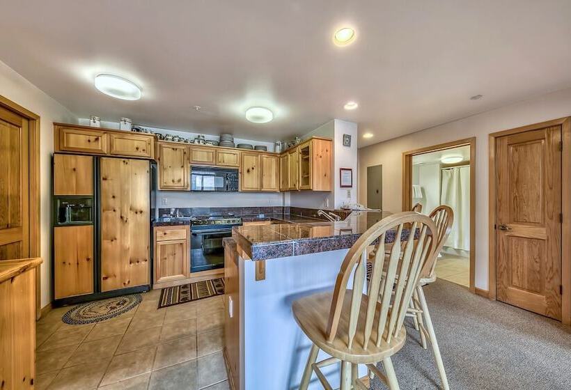 Апартаменты 2 Спальни, Kirkwood Mountain Resort Properties