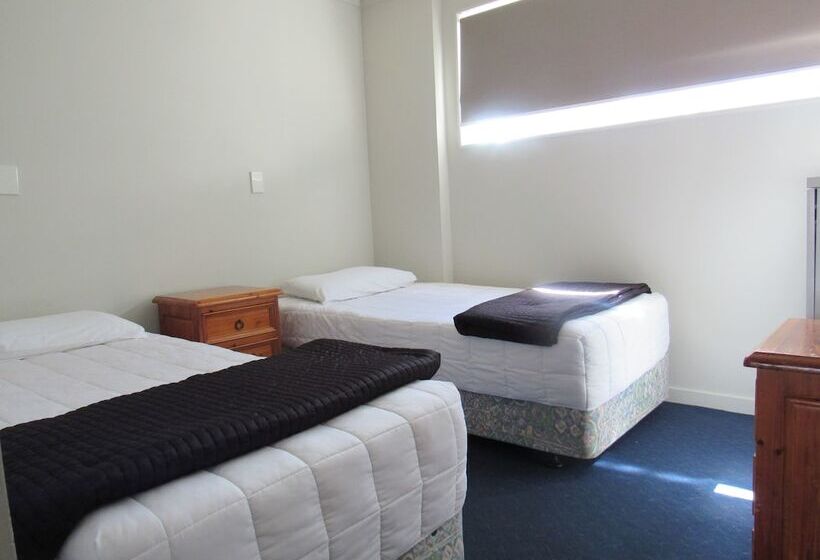 Люкс, Palmerston North Motel