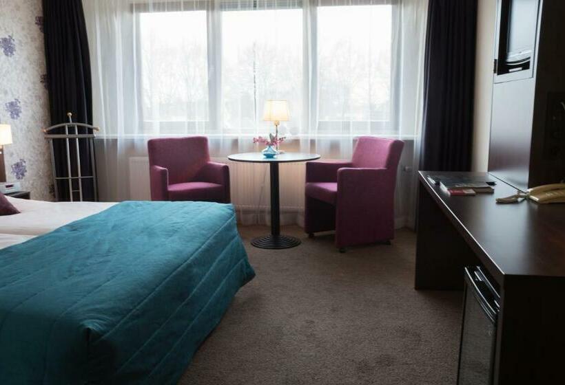 Номер Deluxe, Het Landhuis