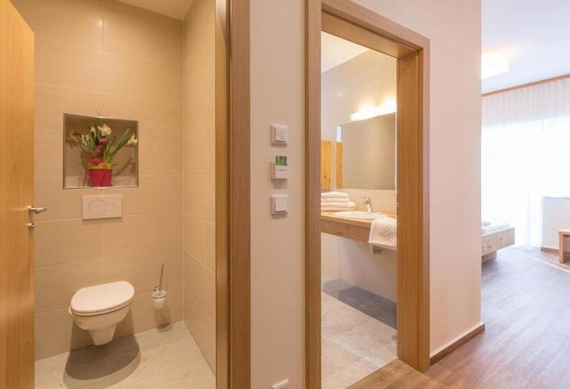 Suite Familiar, Panoramahotel Gürtl