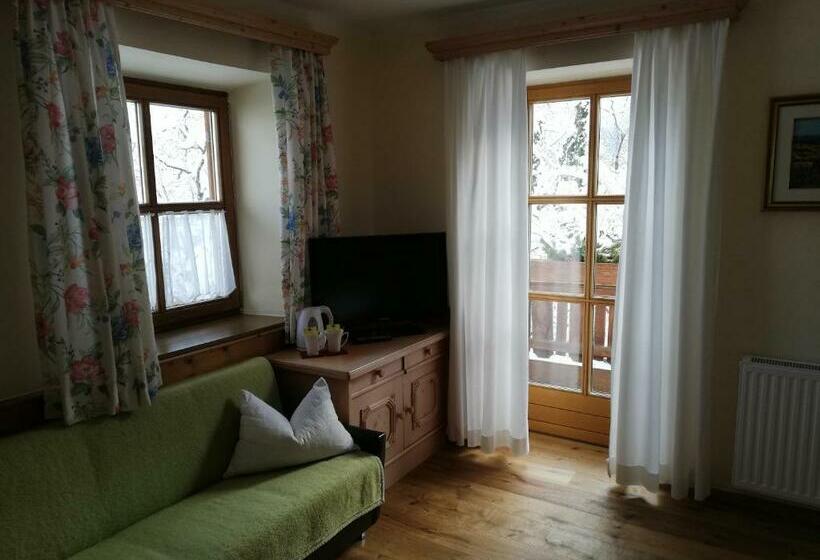 Семейный Номер, Haus Binderschuster
