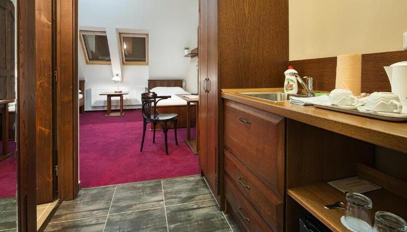 اتاق لوکس, Brioni Suites