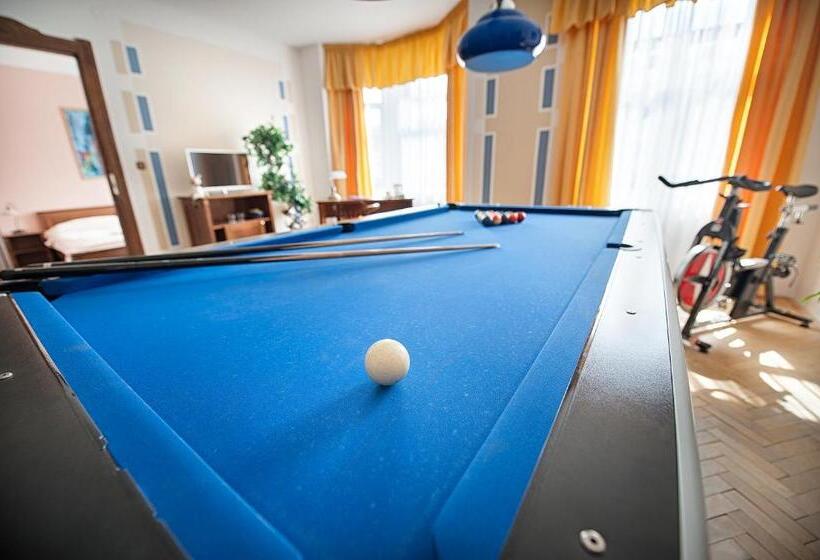 سوییت اجرایی, Brioni Suites