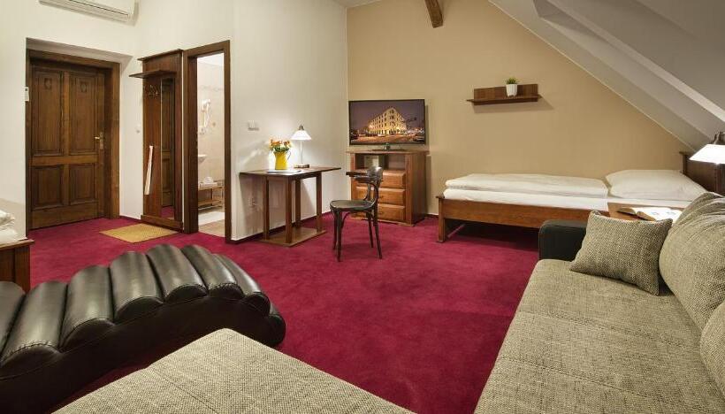 سوئیت 2 خوابه, Brioni Suites