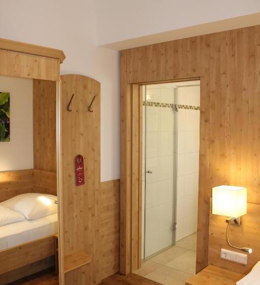 Номер Стандарт Индивидуальный, Donauhotel Lettnerhof
