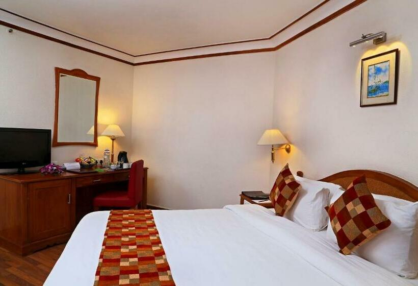 Номер Superior, Gokulam Park Hotel & Convention Centre