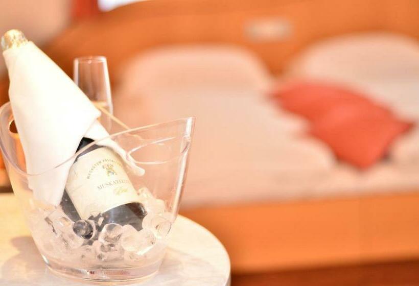 חדר סטנדרט, G.h. Knoll Proellhofer Cafe Bar Hills