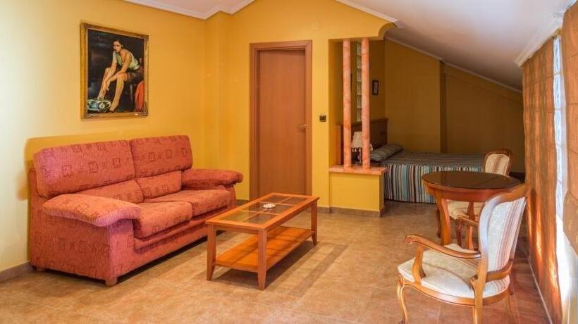 Teraslı Junior Süiti, Real de Castilla