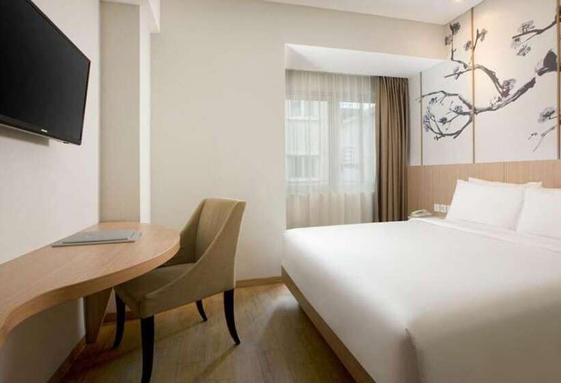 Номер Superior, Santika Mega City  Bekasi