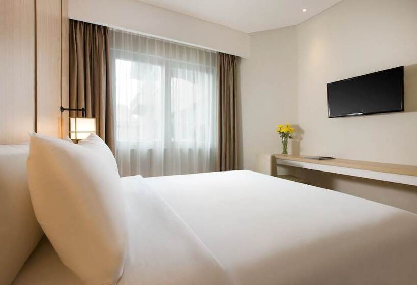 Номер Deluxe, Santika Mega City  Bekasi