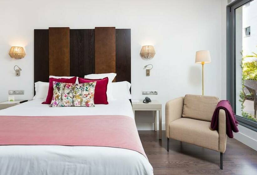 Номер Deluxe с Террасой, La Laguna Gran Hotel
