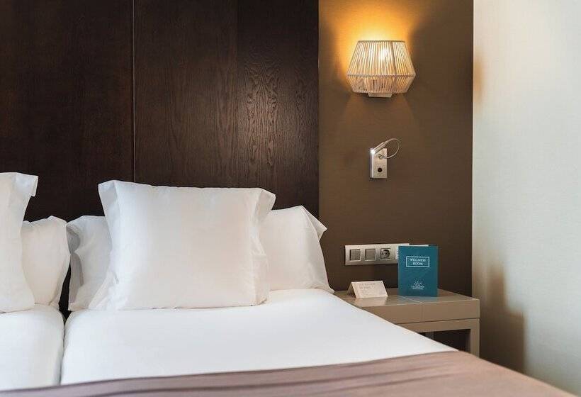 Номер Deluxe, La Laguna Gran Hotel
