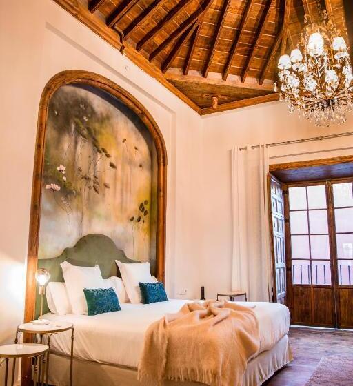 Королевский Люкс, La Laguna Gran Hotel
