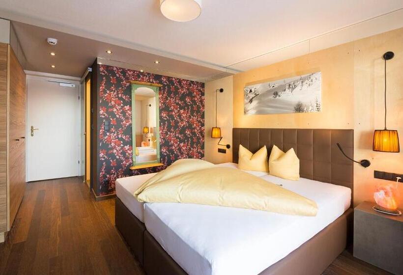 اتاق استاندارد با بالکن, Wohlfühlhotel Hubertushof