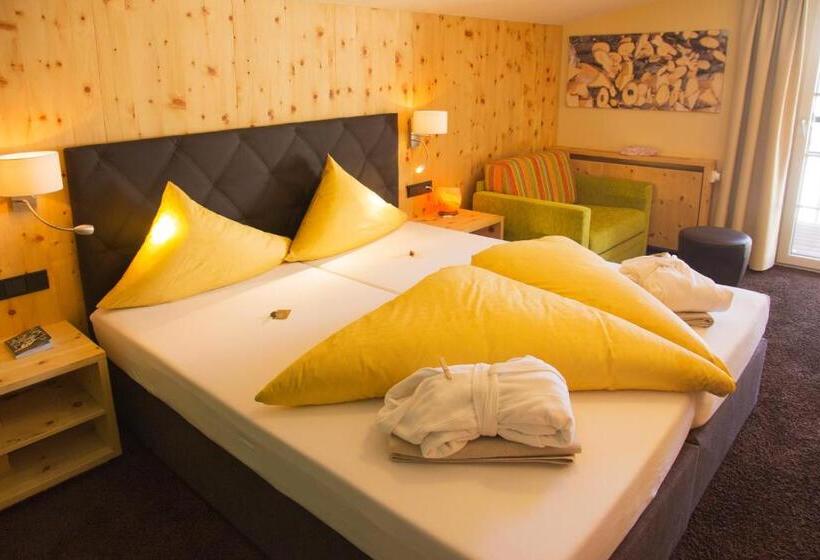 اتاق استاندارد با بالکن, Wohlfühlhotel Hubertushof