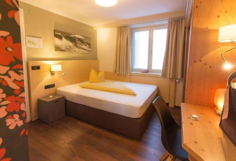 اتاق استاندارد یک نفره, Wohlfühlhotel Hubertushof