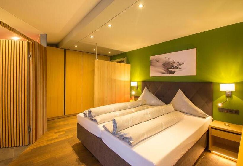 اتاق لوکس با بالکن, Wohlfühlhotel Hubertushof