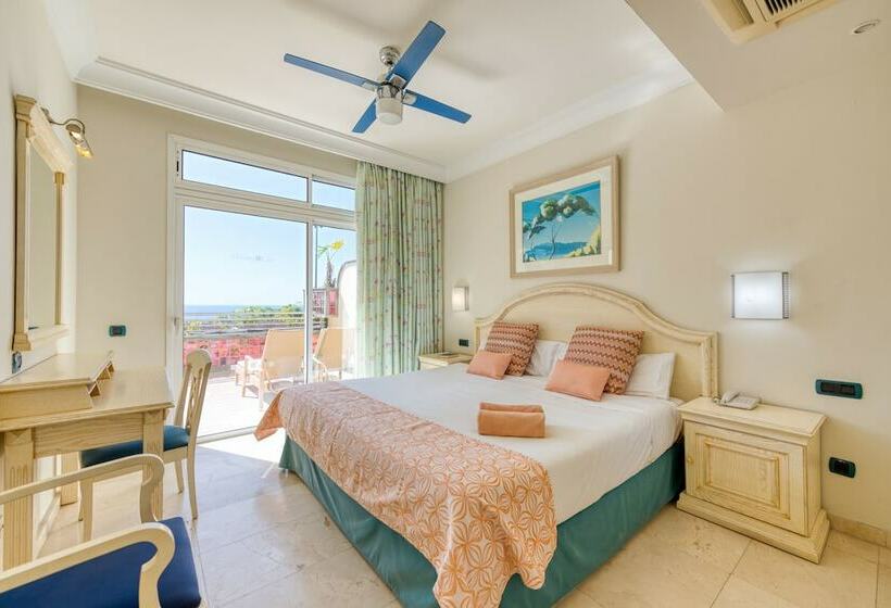 Апартаменты Deluxe 1 Спальня, Holiday Club Playa Amadores