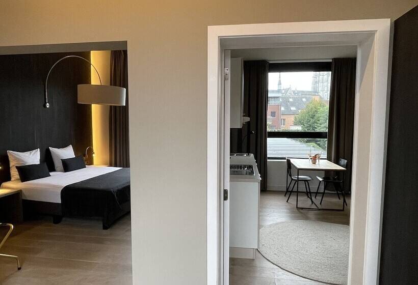 Suite, Elisabeth