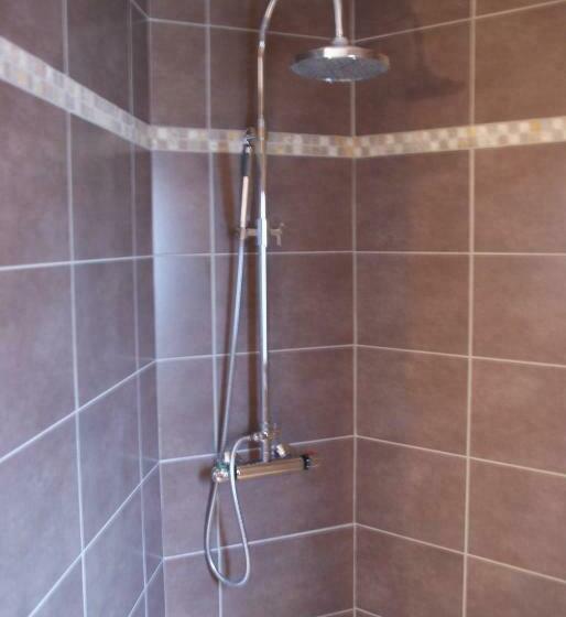 Семейный Номер, B&b 't Hemelbedje