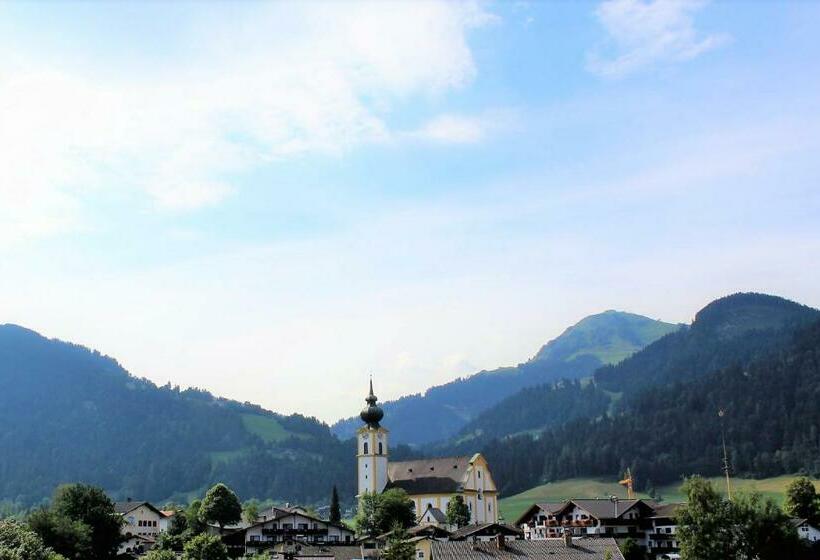 آپارتمان 2 خوابه, Feichter