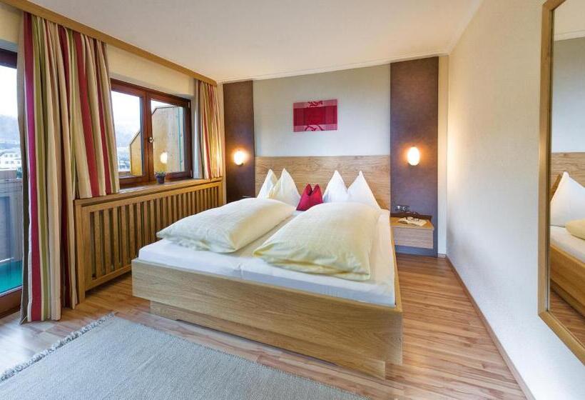 اتاق استاندارد سه نفره, Landgasthof Reitsamerhof