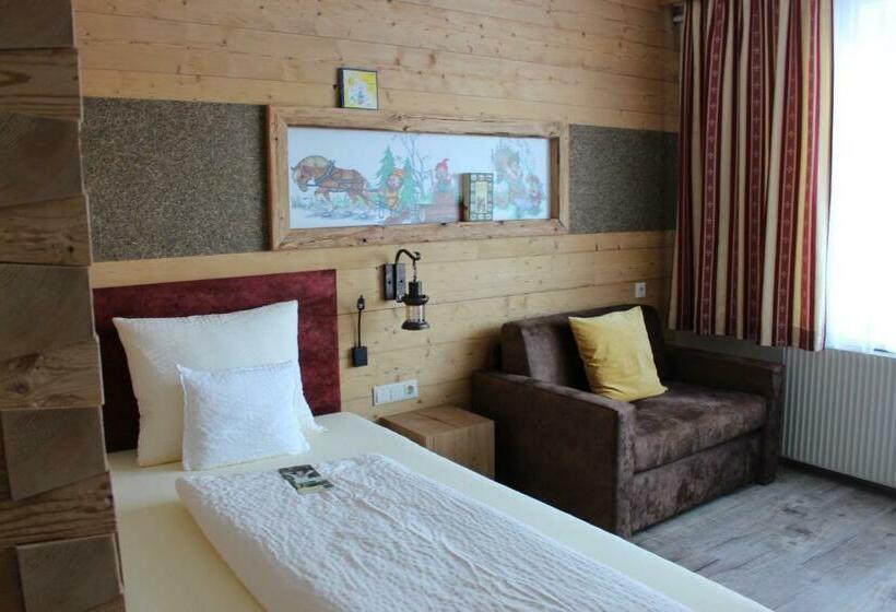 スタンダードシングルルーム, Märchenhotel Waldpension Nebelstein