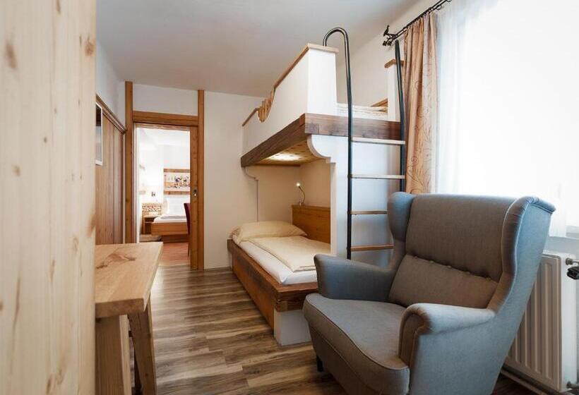 ファミリールーム, Märchenhotel Waldpension Nebelstein