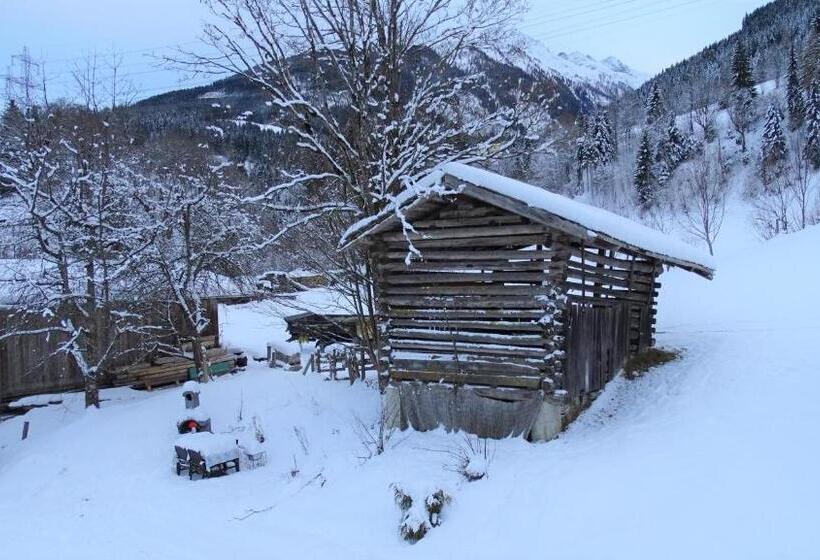 Люкс Семейный 2 Спальни, Alpinresort Derbacherhof