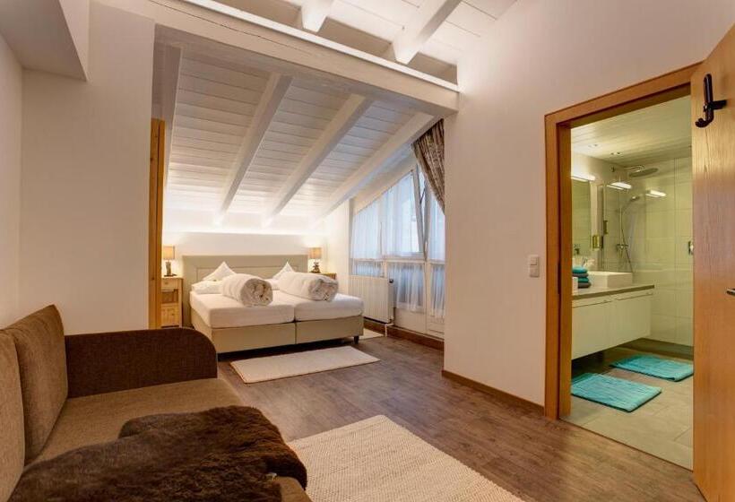 Люкс 2 Спальни, Am Dorfplatz Suites  Adults Only
