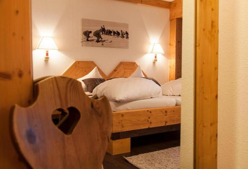 Полулюкс, Am Dorfplatz Suites  Adults Only