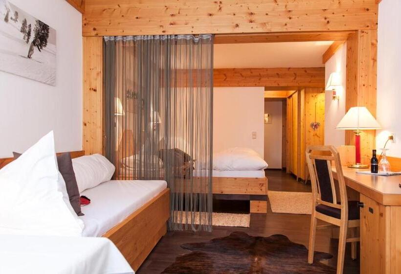 Полулюкс, Am Dorfplatz Suites  Adults Only