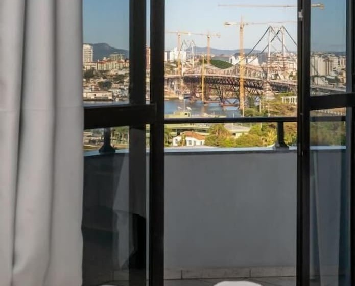 اتاق استاندارد, Lumar