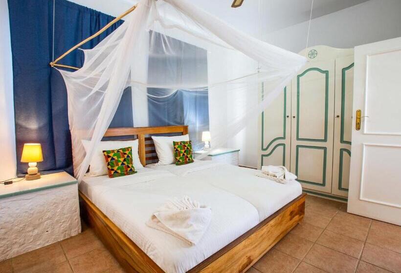 آپارتمان سوپریور 2 خوابه, King Fisher Village