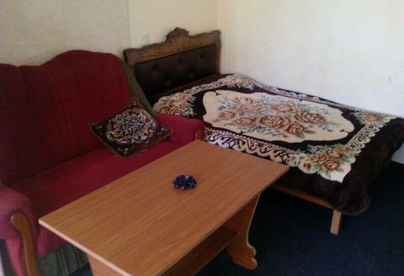 اتاق استاندارد, Narvar