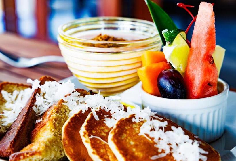Вилла 2 Спальни Вид на Море, Shaka Caye All Inclusive Resort