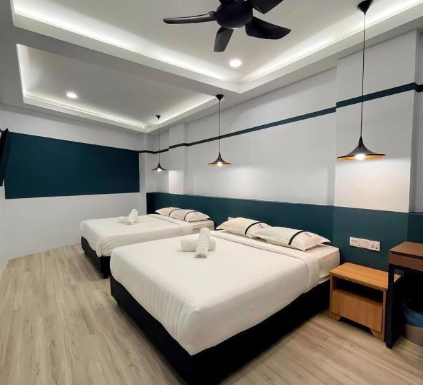 Семейный Номер, Smile Hotel Balakong Kajang