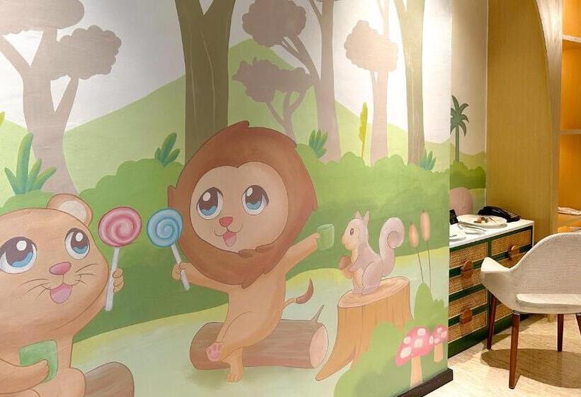 Тематический Семейный Номер, The Singhasari Resort Batu