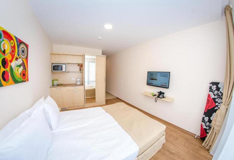 סטודיו סטנדרט עם מרפסת, Premier Fort Sands Resort   Full Board