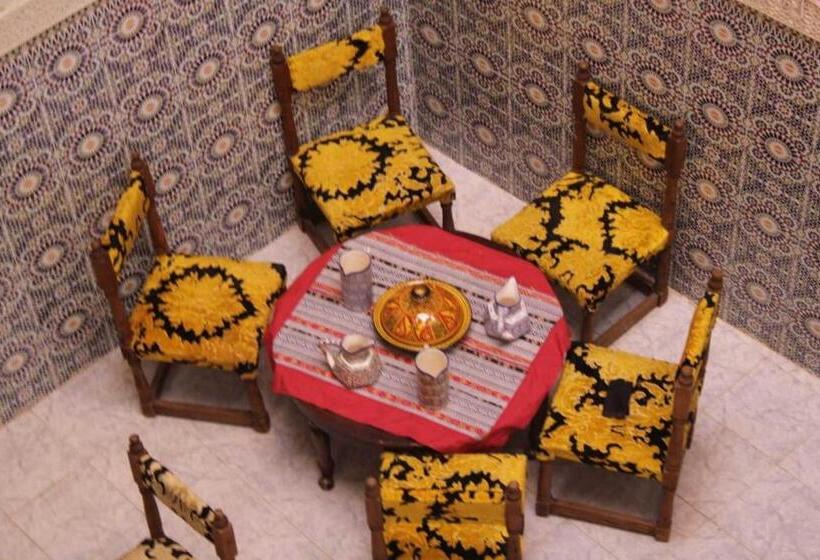 اتاق استاندارد چهار تخته, Hostel Rcif