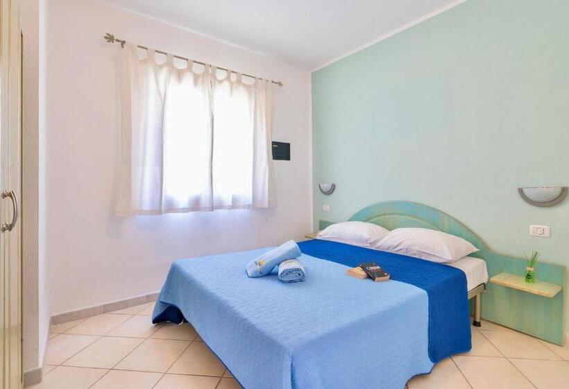 آپارتمان 1 خوابه با چشم‌انداز دریا, Residence With Swimming  Pool In Badesi
